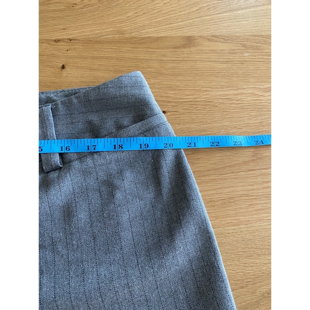 Women's Ab Studio Women's Dress Pants Size 14 Gray Pin Striped Faux Pockets - Picture 6 of 8